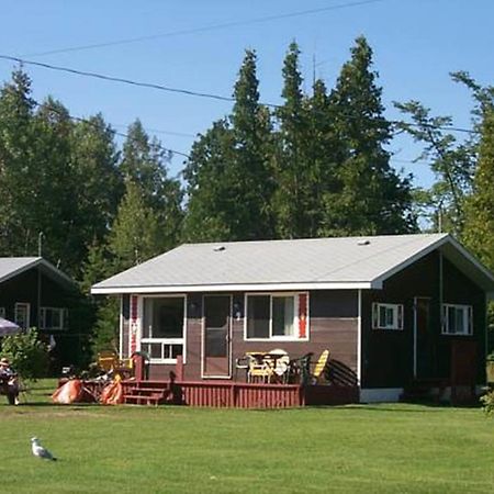 Wee Point Resort Manitowaning Pokoj fotografie