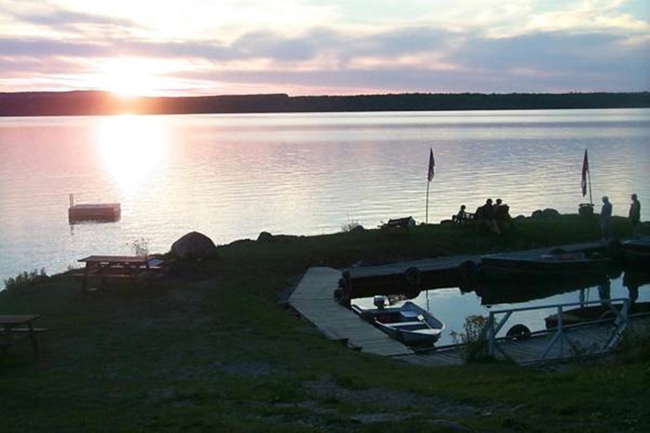 Wee Point Resort Manitowaning Exteriér fotografie