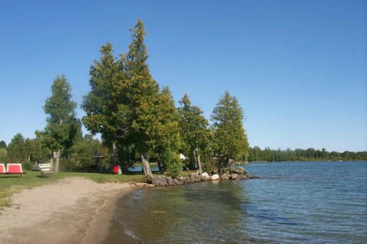Wee Point Resort Manitowaning Exteriér fotografie